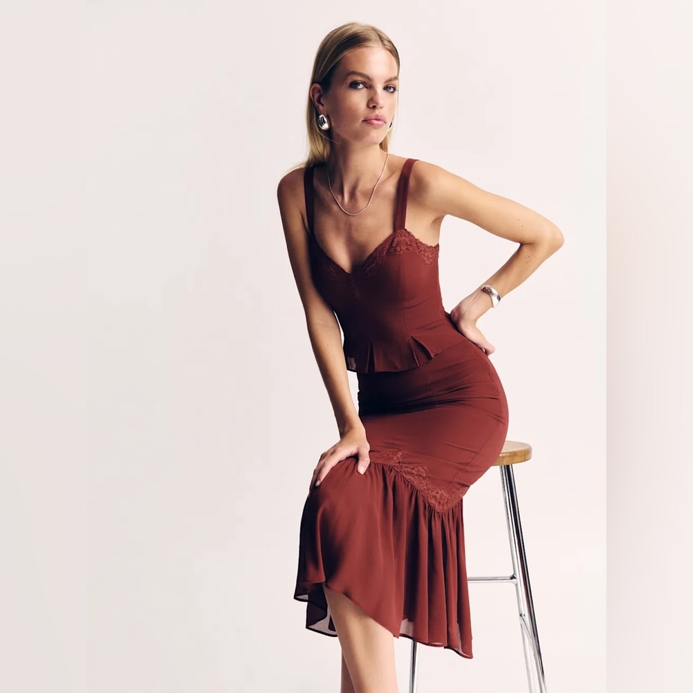 Reformation Sarita Two Piece in Chianti. Brand new without tags,  never worn. - Picture 2 of 6